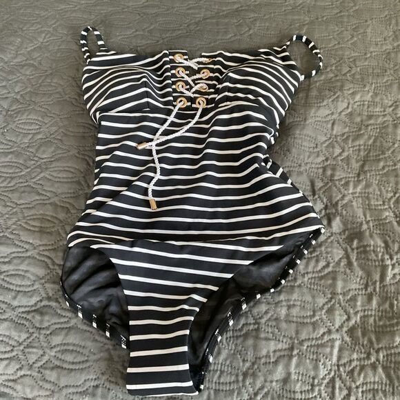 Sealevel Charmarel Lace-Up Stripe Black One-Piece Swimsuit Size 4 - Picture 3 of 5
